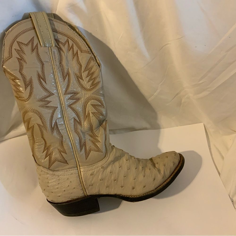 COPY - Tony Lama   Ostrich Cowboy Boots women SIZE 7 Beige